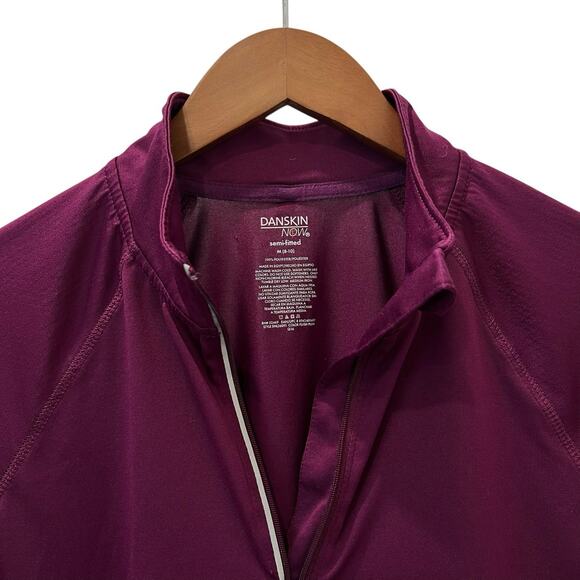 Danskin Now Womens Purple Semi-fitted 1/4 Zip Athletic Top Size Medium - Picture 4 of 11